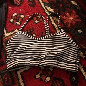 Lululemon sports bra